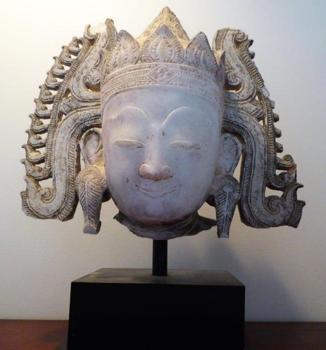 Crowned Head of a Buddha, 18th century
