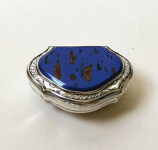 Adventureen Snuff Box, c. 1775